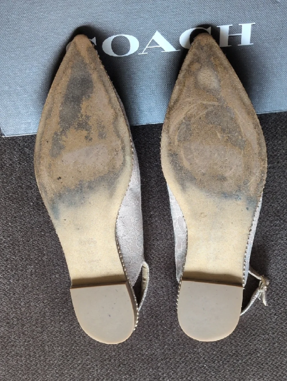 Coach Beige Signature Pointed Slingback Flats 8.5 - Picture 4 of 8